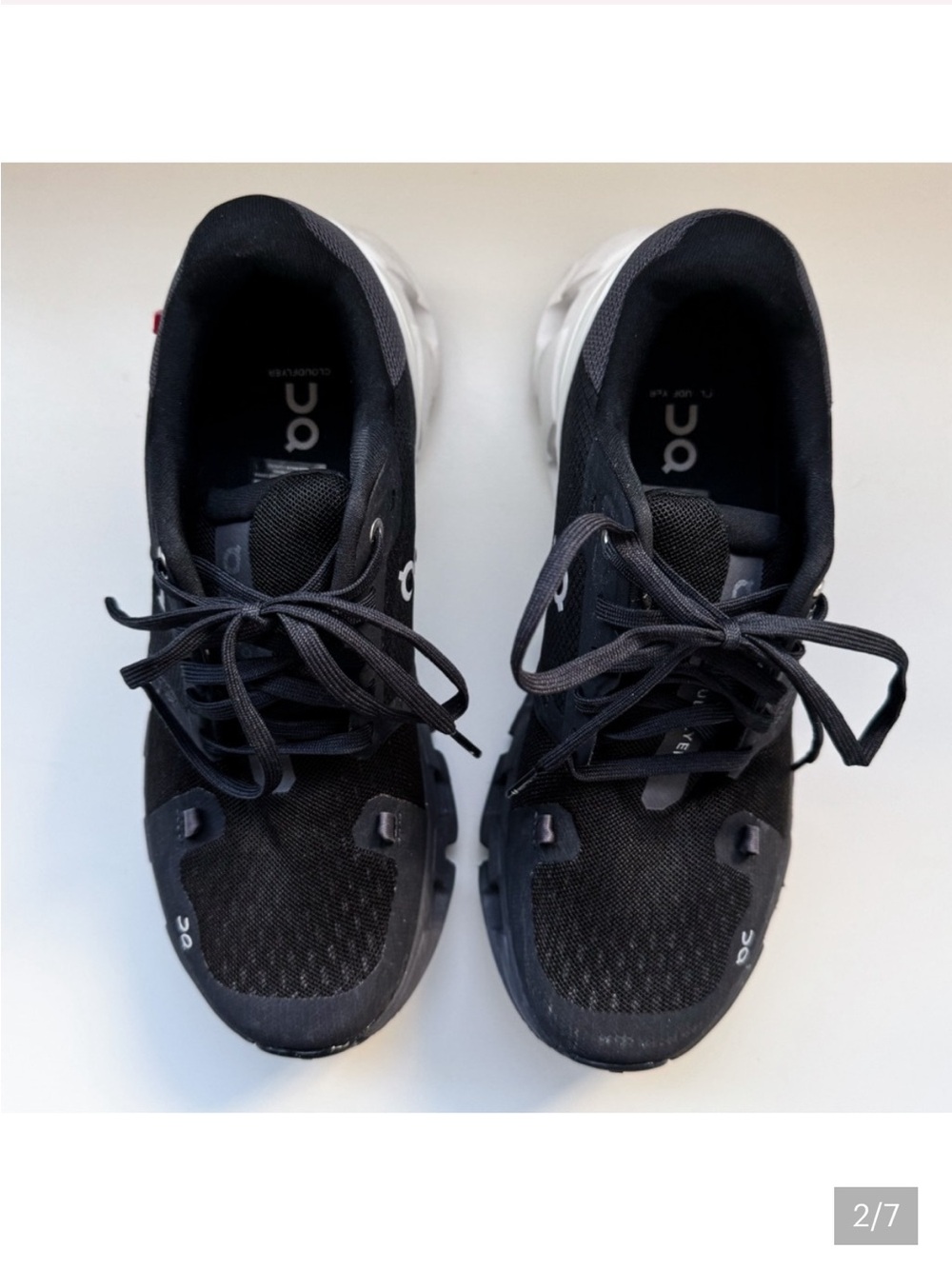On Running Cloudflyer 4 W Black and White Running Shoes - Picture 2 of 3